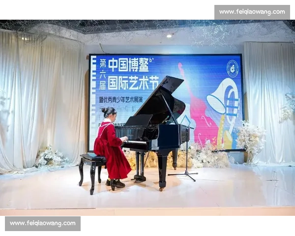 钢琴比赛妆容技巧：打造完美演奏时的优雅与自信